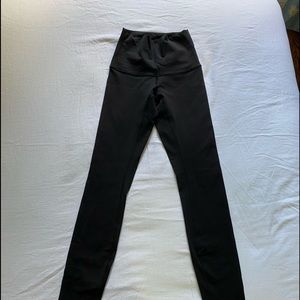 Size 2 Lululemon black long wunder under high waist leggings